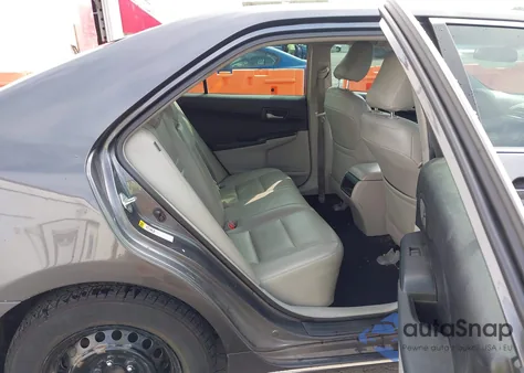 2012 Toyota Camry Le z USA, uszkodzony, nr VIN 4T4BF1FK2CR181039